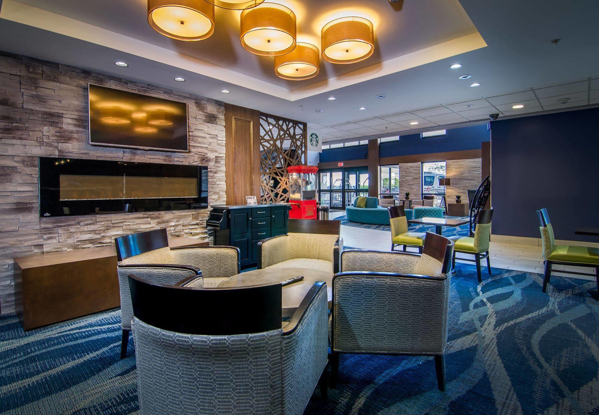 Holiday Inn & Suites Syracuse Airport - Liverpool By Ihg Extérieur photo